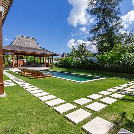 Alea Estate Villa Kerobokan Eksteriør billede